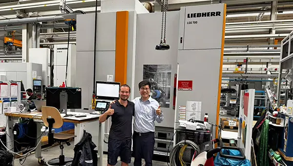 Rectificadora de engranajes Liebherr